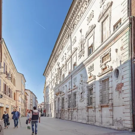 アパート Ex Tribunale Palazzo Bentivoglio フェラーラ