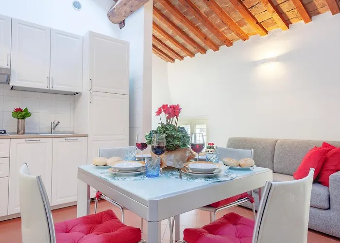 Ex Tribunale Palazzo Bentivoglio Daire *