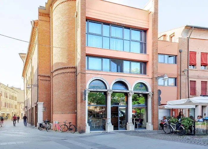 Daire Ex Tribunale Palazzo Bentivoglio Ferrara