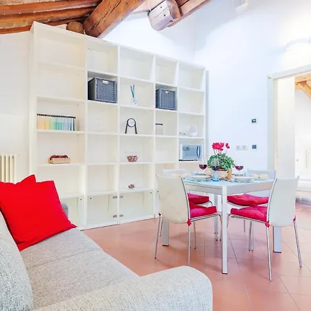 Ex Tribunale Palazzo Bentivoglio Apartmán Ferrara