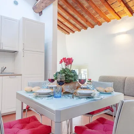 Ex Tribunale Palazzo Bentivoglio Apartamento *