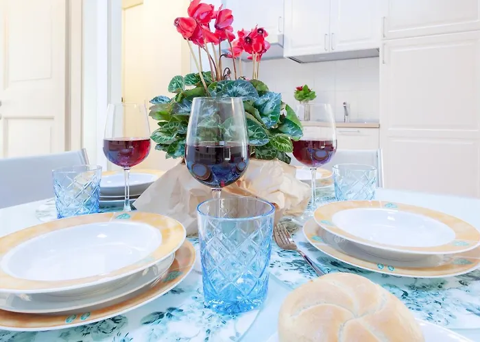 Ex Tribunale Palazzo Bentivoglio Διαμέρισμα *